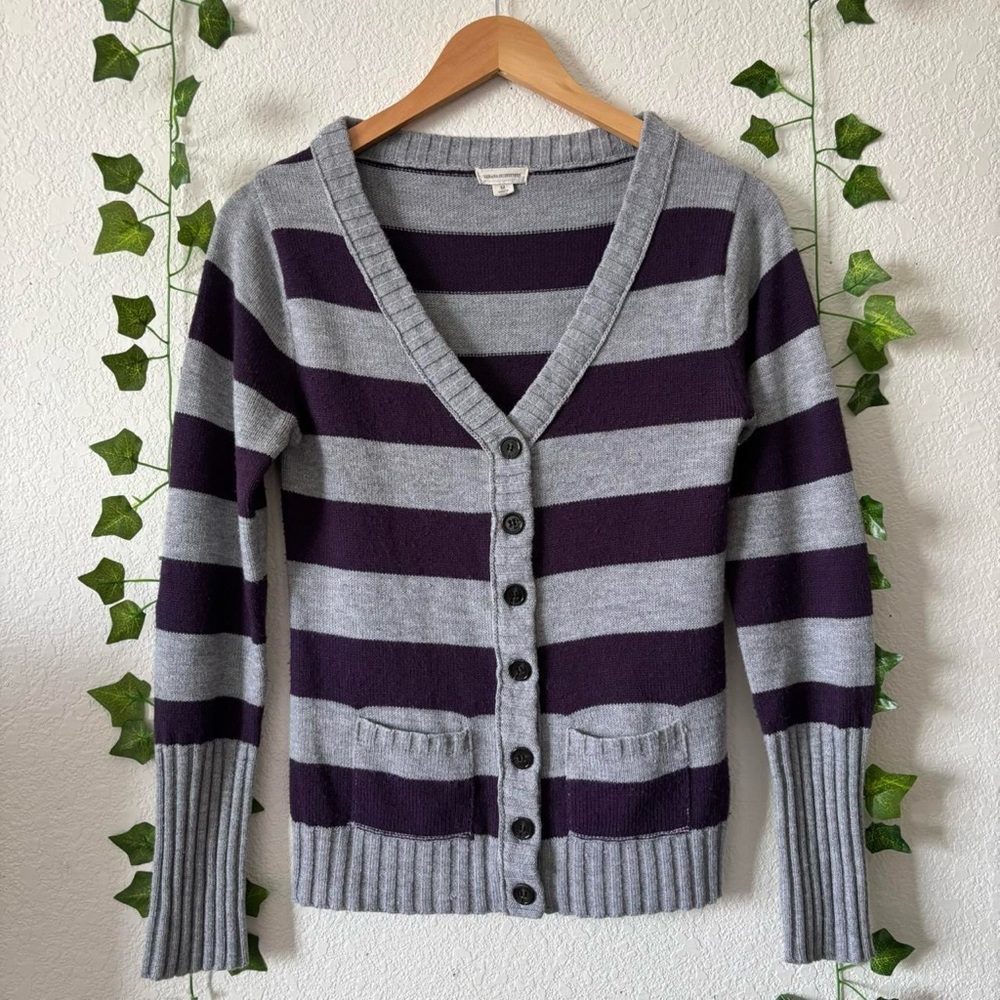 Zenana Outfitters Purple Gray Striped Y2K Button Down V-Neck Cardigan Size M
